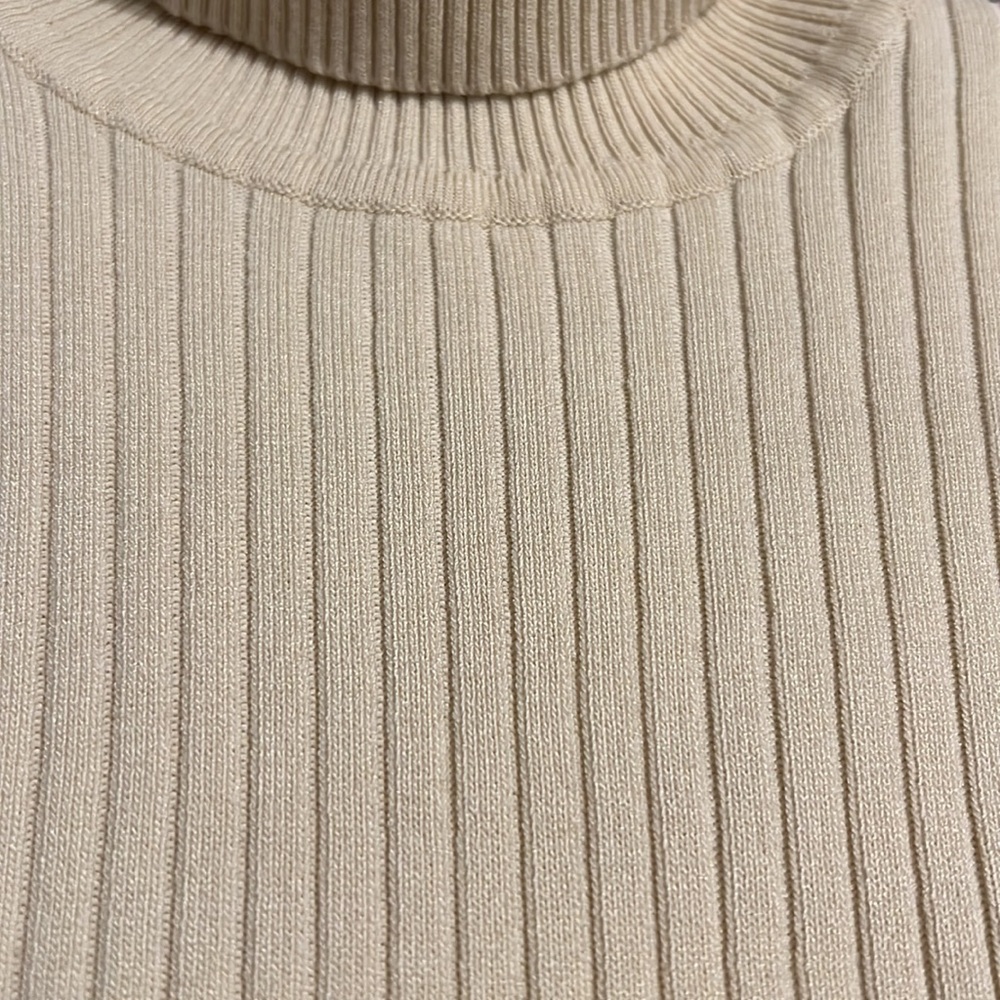 Sweater - Picture 2 of 2
